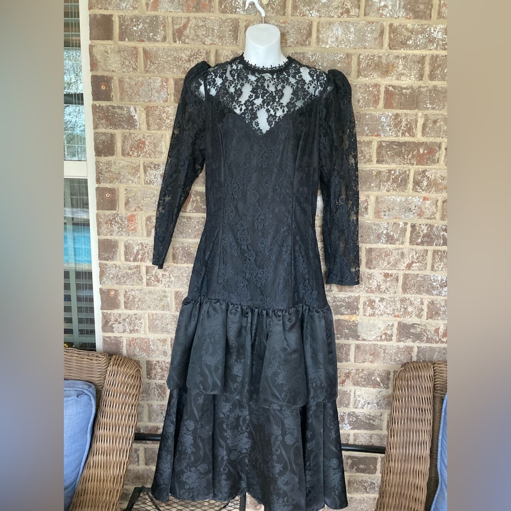 Vintage Scott McClintock Avant Garde Black Lace Formal Prom Dress Womens 12 Bow